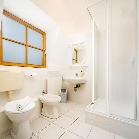 Regia Panzio Bed & Breakfast Halaszi