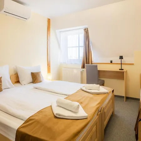 Regia Panzio ベッド・アンド・ブレックファスト 3*